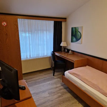 Sporthotel Papenburg 호텔